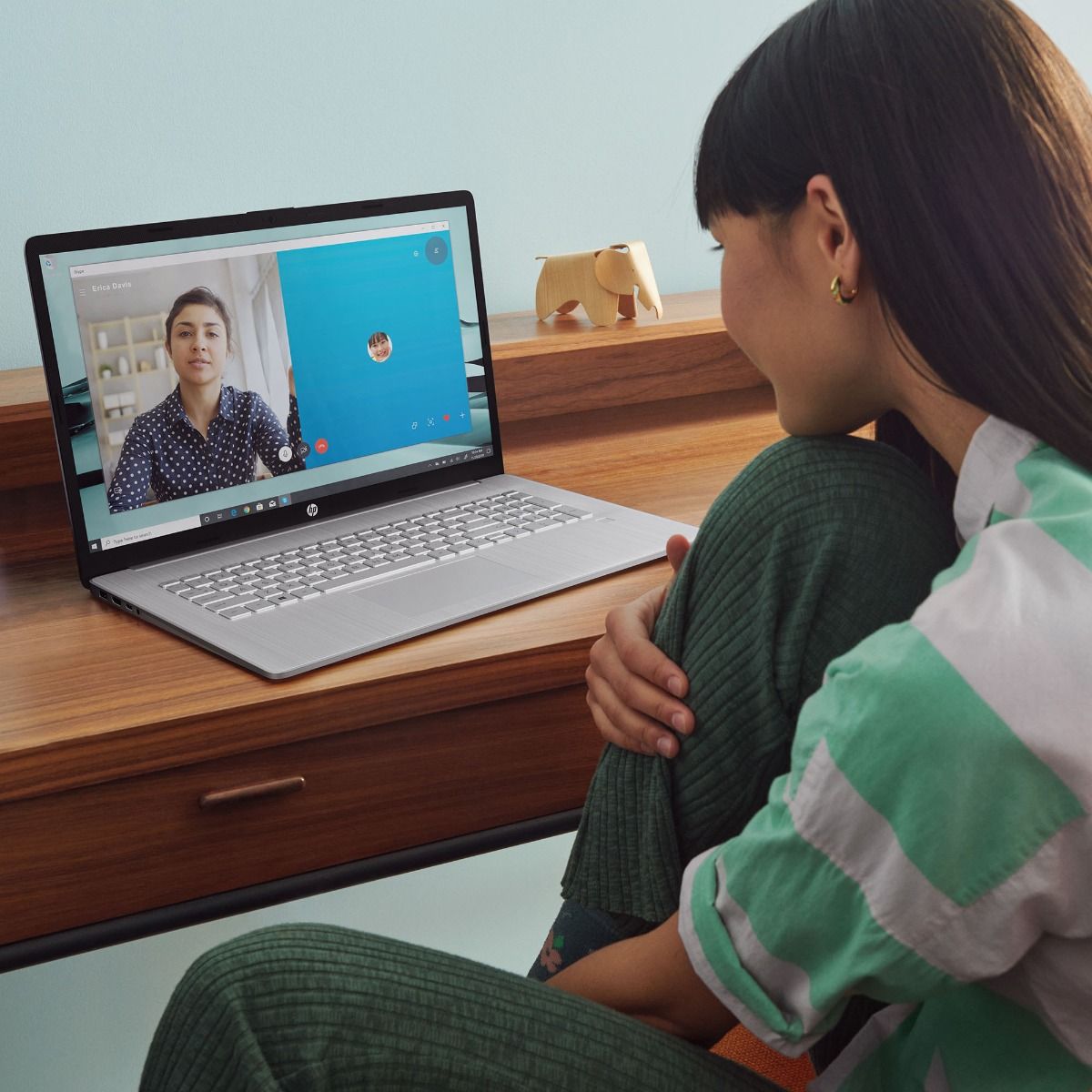 HP 17-cn3501sa 17.3" FHD Laptop Intel I3 N305 8GB RAM 512GB SSD Silver